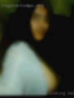 Horny Bellingham, WA student looking for fun!