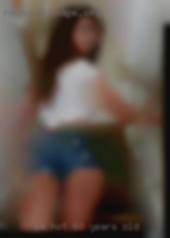 I'm hot 49 year old sexy 60 years old goddess.